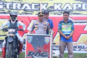 Buka Super Grastrack Kapolres Cup I, AKBP Pangucap Priyo Soegito SIK MH: Ini Ajang Mencari Bibi Pembalap